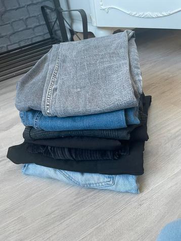 7 damesbroeken Maat L-XL beschikbaar voor biedingen