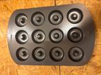 Wilton donut pan 12 mini donuts, Ophalen of Verzenden, Zo goed als nieuw, Bakvorm