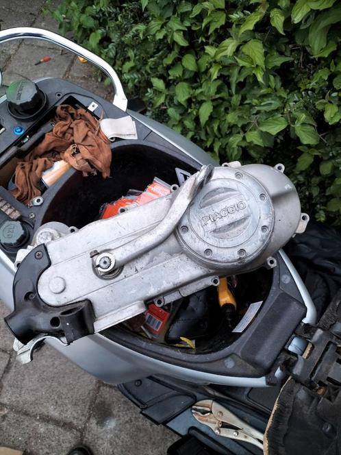 Piaggio Vespa Zip kickstart deksel carterkap, Fietsen en Brommers, Brommeronderdelen | Snorfietsen, Zo goed als nieuw, Piaggio