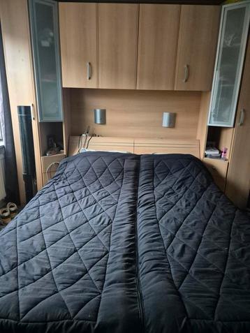 Bed met kastenwand - heel veel opbergruimte! beschikbaar voor biedingen