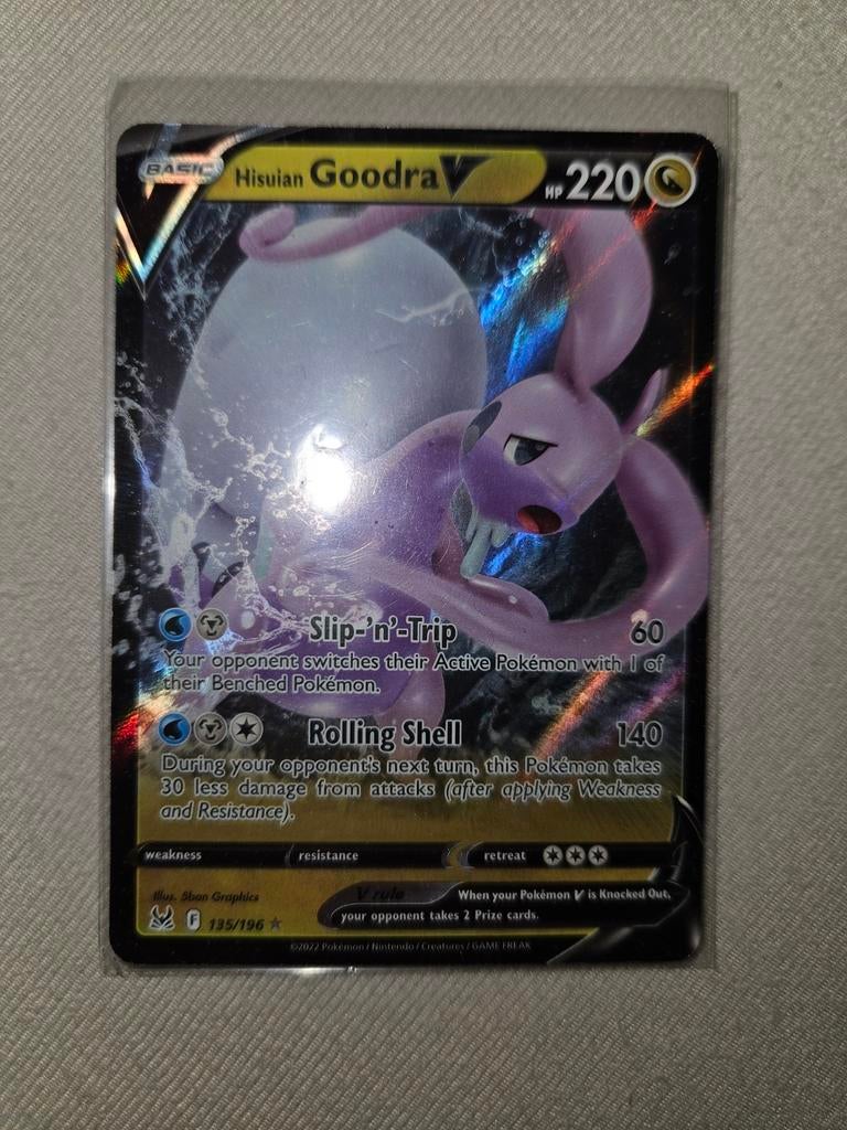 Hisuian Goodra V Pokémonkaart, Ophalen of Verzenden, Zo goed als nieuw, Losse kaart, Foil