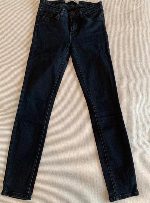 Yaya donker blauwe stretch  skinny jeans maat 34, Kleding | Dames, Spijkerbroeken en Jeans, Zo goed als nieuw, W27 (confectie 34) of kleiner
