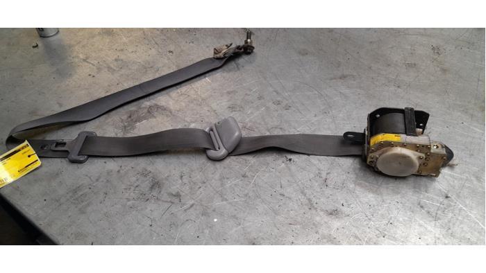 Veiligheidsgordel rechts-voor van een Toyota Landcruiser, Auto-onderdelen, Interieur en Bekleding, Toyota, Gebruikt, 3 maanden garantie