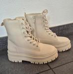 Veterboots, Beige, Lage of Enkellaarzen, Nieuw, Ophalen of Verzenden