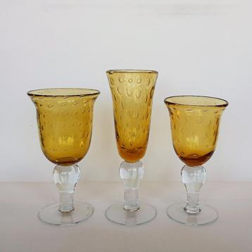 Kelkglas (3) Artglass beschikbaar voor biedingen