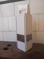 rasp, grater met afsluitbaar opvangbakje bewaarbakje handig!, Verzenden