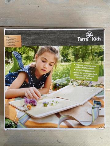 Bloemen/plantenpers, nieuw! beschikbaar voor biedingen