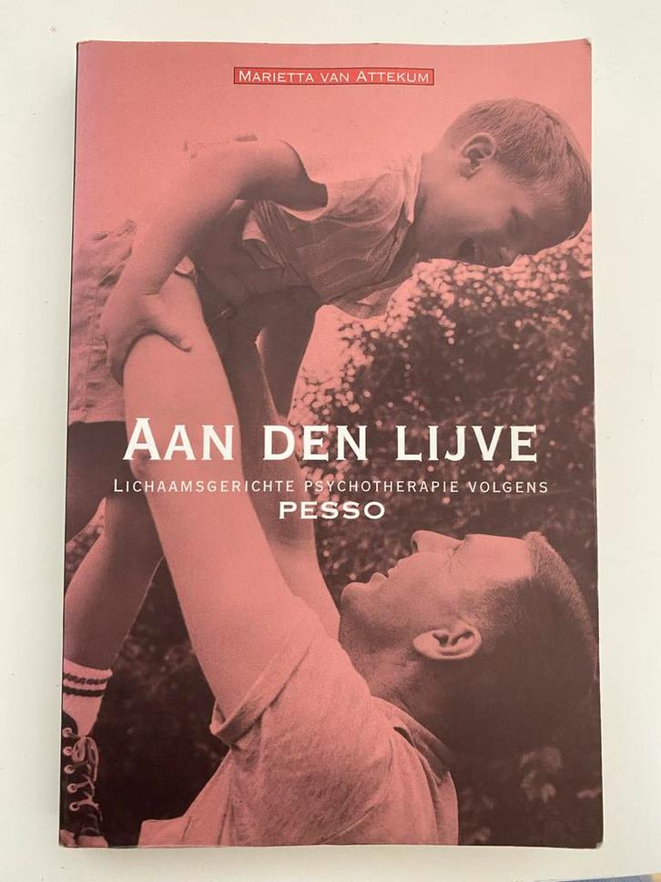 Aan Den Lijve - Marietta van Attekum, Boeken, Psychologie, Gelezen, Klinische psychologie, Ophalen of Verzenden