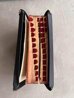 Antieke Bijbel (1928)  Luxe editie met duimgrepen, Ophalen of Verzenden