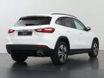 Mercedes-Benz GLA-klasse 250 e Luxury Line | Night pakket |, Auto's, Mercedes-Benz, 16 kWh, Wit, Bedrijf, Parkeerassistent