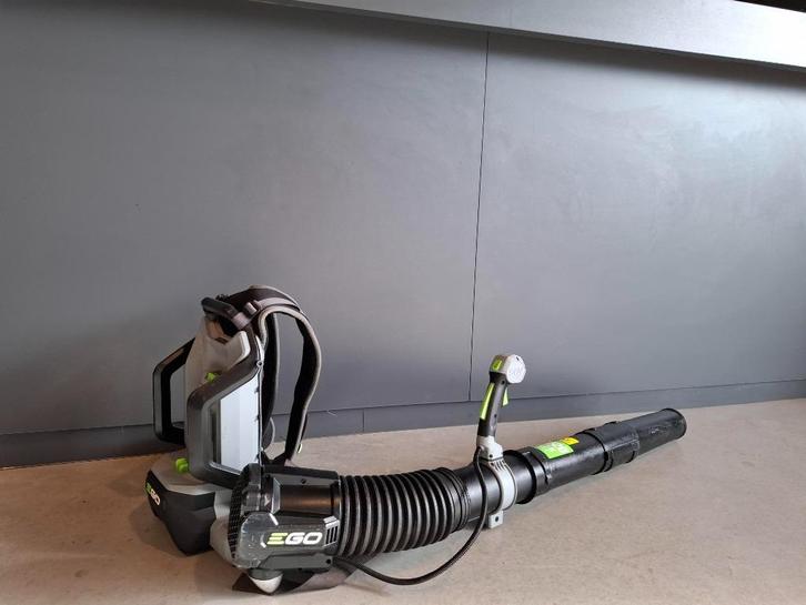 Gebruikte EGO LB6000 accu bladblazer, Tuin en Terras, Bladblazers, Gebruikt, Ruggedragen, Accu, Ophalen of Verzenden