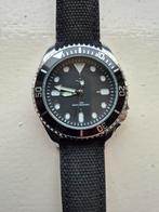 Mooi heren horloge, Japan Movement, Ophalen of Verzenden, Zo goed als nieuw, Kunststof, Overige merken