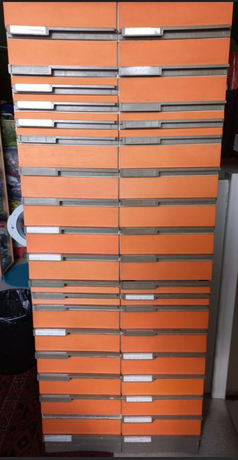 32 losse modulaire oranje Pas schuiflades / stapelcassette, Huis en Inrichting, Kasten | Ladekasten, Zo goed als nieuw, 100 tot 150 cm
