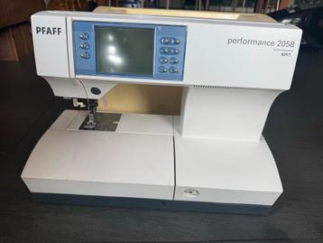 Pfaff Performance 2058 Naaimachine beschikbaar voor biedingen