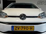 Volkswagen UP 1.0 BMT MOVE UP! 5 DEURS, BLUETOOTH, AIRCO,NAP, Voorwielaandrijving, Up!, Met garantie (alle), Wit