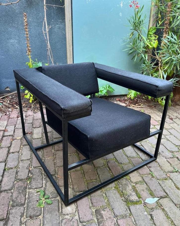 Metropolis Spectrum Dutch Design Fauteuil Roderick Vos, Huis en Inrichting, Fauteuils, Gebruikt, Hout, Metaal, Stof, Overige materialen