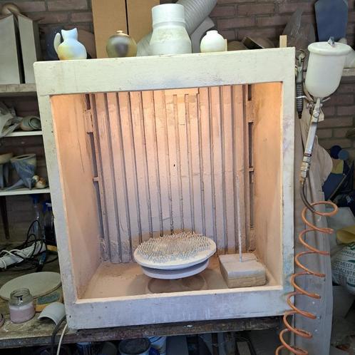 Spuitcabine - Afzuig installatie voor keramisch glazuur, Hobby en Vrije tijd, Pottenbakken, Gebruikt, Ophalen