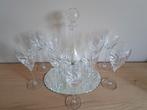 Set van fraai geslepen glazen.
Karaf en glazen onder plateau, Antiek en Kunst, Antiek | Glas en Kristal, Ophalen of Verzenden
