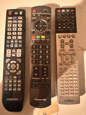 Afstandsbedieningen - Samsung, Panasonic, Yamaha beschikbaar voor biedingen