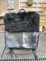 Vintage Esprit leren rugtasje, Ophalen of Verzenden, Zo goed als nieuw, Bruin, Handtas