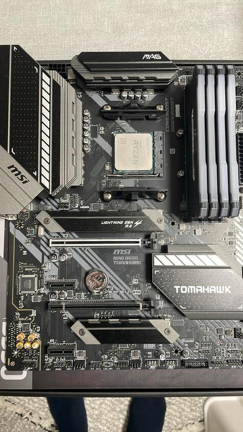 Moederbord + cpu + ram + cooler, Computers en Software, Moederborden, Zo goed als nieuw, AMD, DDR4, Ophalen of Verzenden