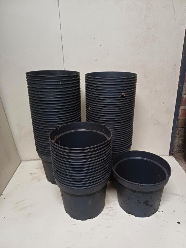 Kweekpotten plantenpotten bloempotten, Tuin en Terras, Bloempotten, Gebruikt, Kunststof, Minder dan 40 cm, Minder dan 25 cm, Rond