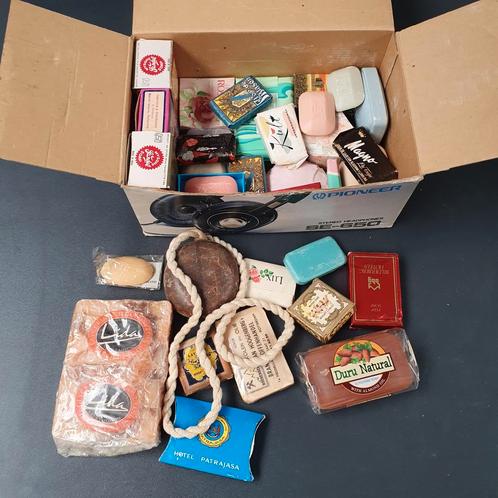 Vintage Hotelzeepjes Verzameling, Antiek en Kunst, Curiosa en Brocante, Ophalen