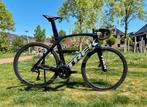 Trek Madone SL 6 di2 gen 6, 58, nieuwstaat, custom decals, Fietsen en Brommers, 28 inch, Carbon, Zo goed als nieuw, 57 tot 61 cm