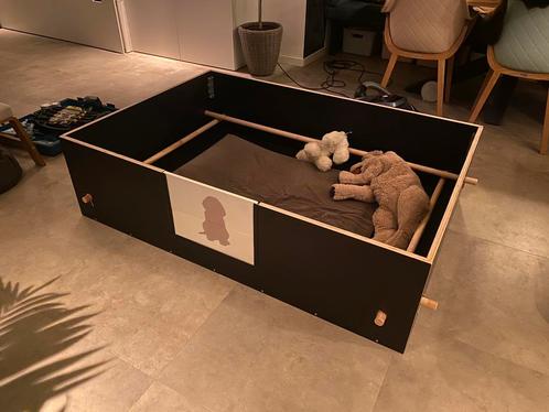 Te huur werpkist compleet en verrijkte omgeving, Dieren en Toebehoren, Honden-accessoires, Gebruikt, Ophalen