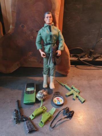 Prachtige originele vintage Action Man GI Joe doll met acces beschikbaar voor biedingen