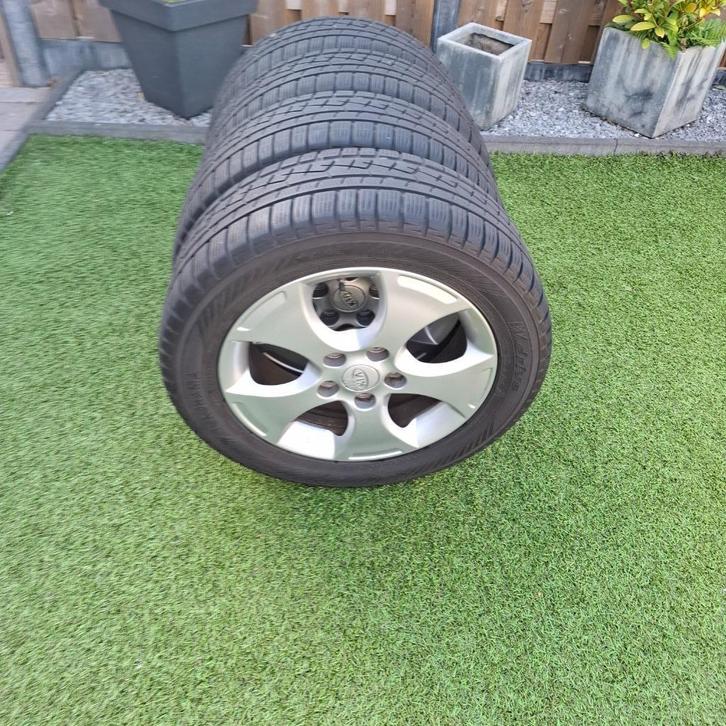 Winterwielenset TPMS Kia cee'd 205/55R16 lichtmetalen velgen, Auto-onderdelen, Banden en Velgen, Banden en Velgen, Winterbanden