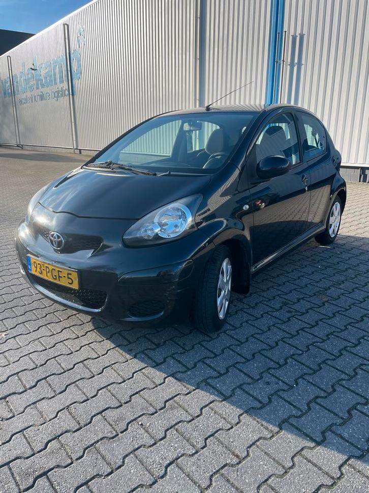 Toyota Aygo 1.0 12V Vvt-i 5DRS 2011 Zwart, Auto's, Toyota, Bedrijf, Aygo, ABS, Airbags, Airconditioning, Android Auto, Bluetooth