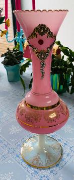 Opaline vaas roze 39 cm, Antiek en Kunst, Antiek | Vazen, Ophalen