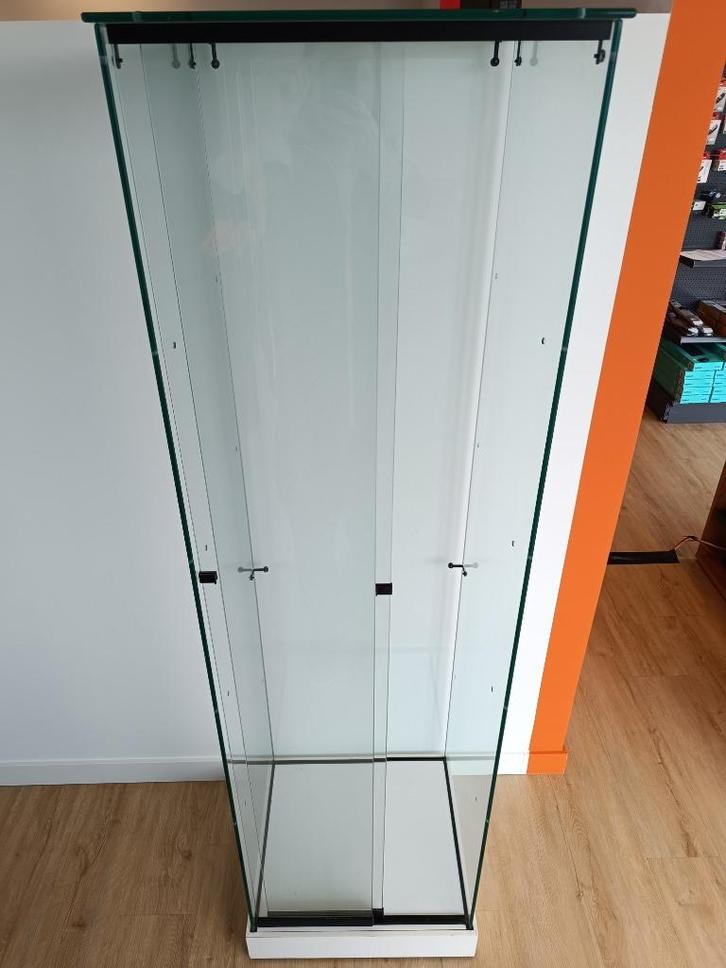 Vitrinekast, Huis en Inrichting, Kasten | Vitrinekasten, Zo goed als nieuw, 150 tot 200 cm, 50 tot 100 cm, 25 tot 50 cm, Met deur(en)
