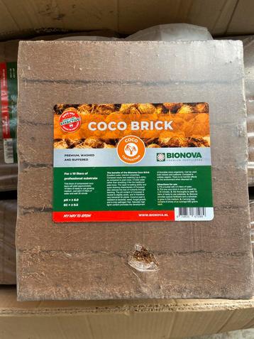 Coco Brick - Kokosvezel substraat voor planten beschikbaar voor biedingen