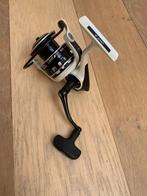 Nieuwe Abu Garcia Revo 2 6000 molen, 8 lagers, Watersport en Boten, Abu garcia, Molen, Nieuw, Ophalen of Verzenden