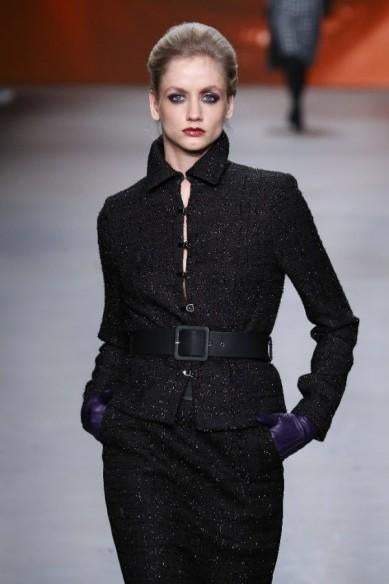 Designer tweed pakje - jasje + rok duurzame mode NIEUW, Kleding | Dames, Maat 38/40 (M), Kostuum of Pak, Zwart, Nieuw