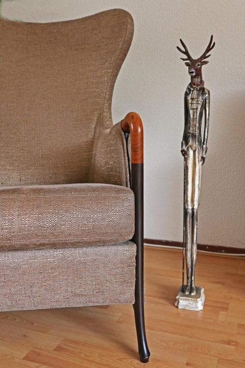 Te koop Giorgetti Progetti Wing stoel, Huis en Inrichting, Stoelen, Gebruikt, Eén, Hout, Bruin, Ophalen