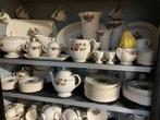 wedgwood Moss Rose, Ophalen, Zo goed als nieuw, Aardewerk, Wedgwood