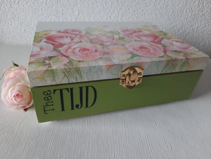 Handgedecoreerde 6 vaks theedoos "roos" "Theetijd", Huis en Inrichting, Keuken | Keukenbenodigdheden, Nieuw, Ophalen of Verzenden