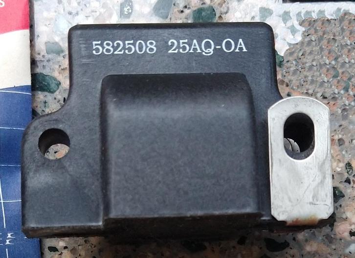 Omc/Johnson/Evinrude orginele ontstekings spoel 582508., Watersport en Boten, Accessoires en Onderhoud, Nieuw, Motor en Techniek