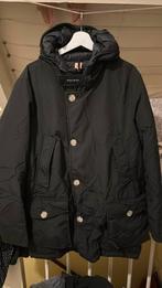 Winterjas woolrich maat L, Kleding | Heren, Jassen | Winter, Ophalen, Maat 52/54 (L), Zwart, Zo goed als nieuw