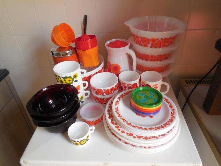 Arcopal France Lotus servies, borden, mok, sapkan, schalen, Huis en Inrichting, Keuken | Servies, Gebruikt, Compleet servies, Overige stijlen