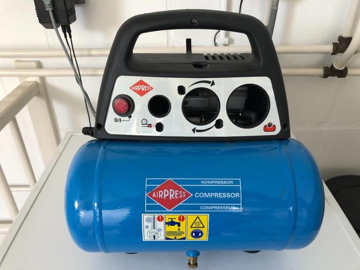 AIRPRESS COMPRESSOR MET DEFECTE DRUKREGELAAR., Doe-het-zelf en Verbouw, Compressors, Gebruikt, 6 tot 10 bar, Minder dan 25 liter