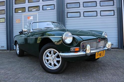 MG B 1.8 Roadster Leder bekleding Chroom ombouwset Bj:1980, Auto's, Oldtimers, Bedrijf, Te koop, Lederen bekleding, Lichtmetalen velgen