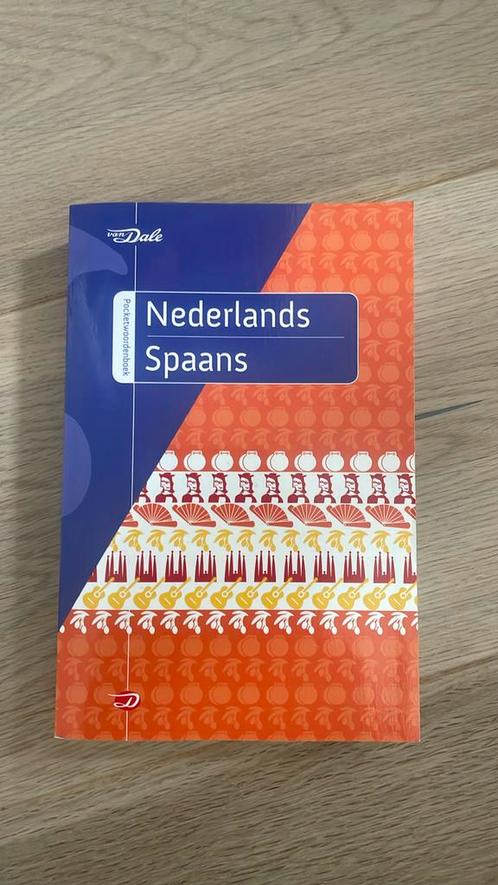 Van Dale pocketwoordenboek Nederlands-Spaans, Boeken, Woordenboeken, Zo goed als nieuw, Nederlands, Van Dale, Ophalen of Verzenden