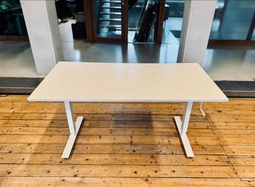 Sta-zit bureau in hoogte verstelbaar bureau ikea trotten beschikbaar voor biedingen