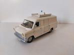 Dinky Toys 272 Police Accident Ford Transit 1975-1978, Hobby en Vrije tijd, Modelauto's | 1:43, Ophalen of Verzenden, Gebruikt