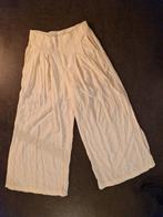 Crème broek met split merk Dazy, Kleding | Dames, Broeken en Pantalons, Maat 38/40 (M), Overige kleuren, Ophalen of Verzenden