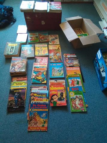 Plus minus 150 stripboeken  beschikbaar voor biedingen